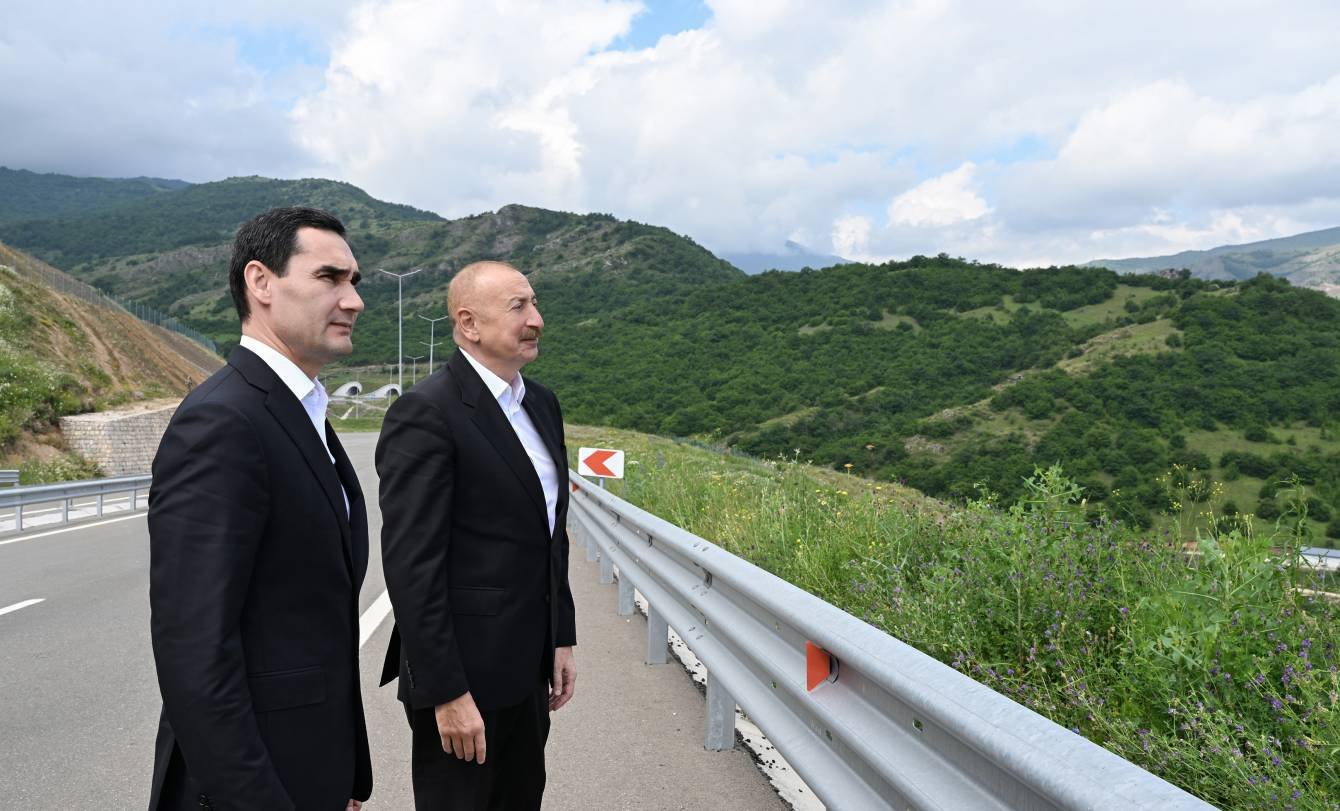 İki Ölkə Arasında İmzalanan Yeni Sənədlər