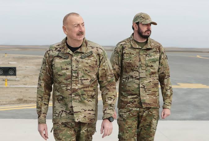 Silahlı Qüvvələrin İnkişafında Yeni Mərhələ